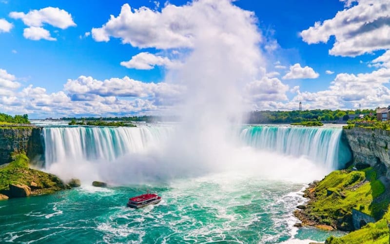 Top 10 Places To Visit In Canada