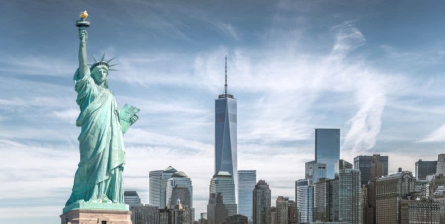 see-statue-of-liberty-new-york-breaks.jpg