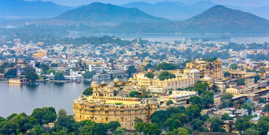 discover-udaipur-on-guided-india-holiday.jpg