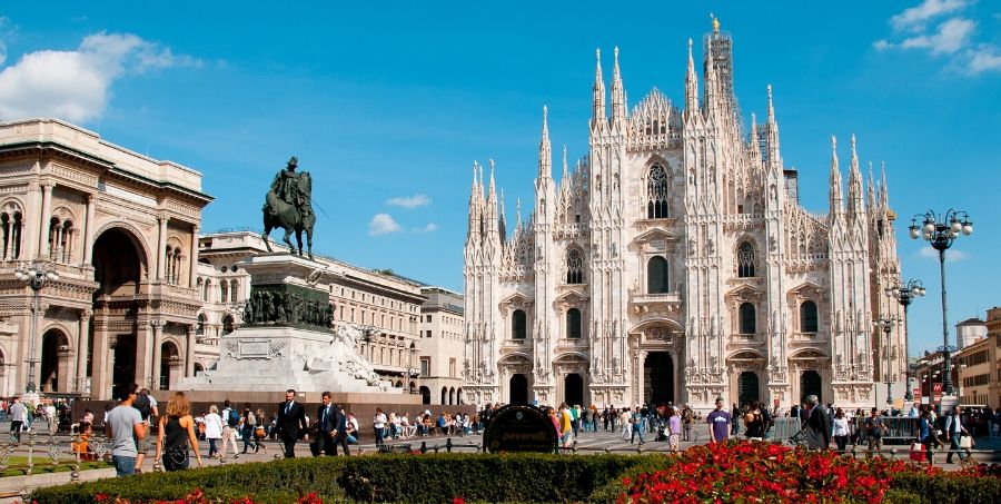 visit-milan-cathedral-on-italy-holiday.jpg