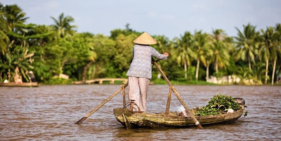 boat-trip-on-mekong-delta.jpg