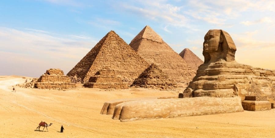 visit-giza-pyramids-egypt-holiday.jpg
