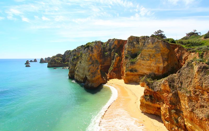 Discover the Charm of the Algarve