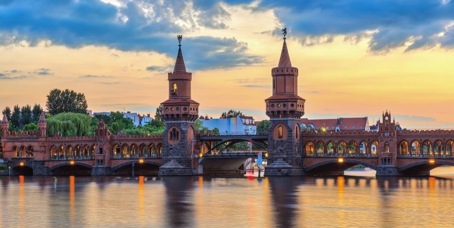 berlin_oberbaum_bridge.jpg