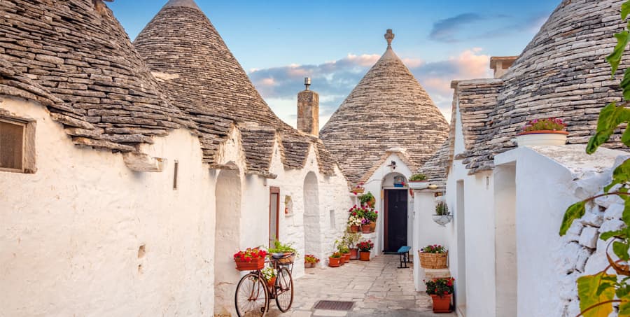 visit-fascinating-historical-sites-in-puglia.jpg