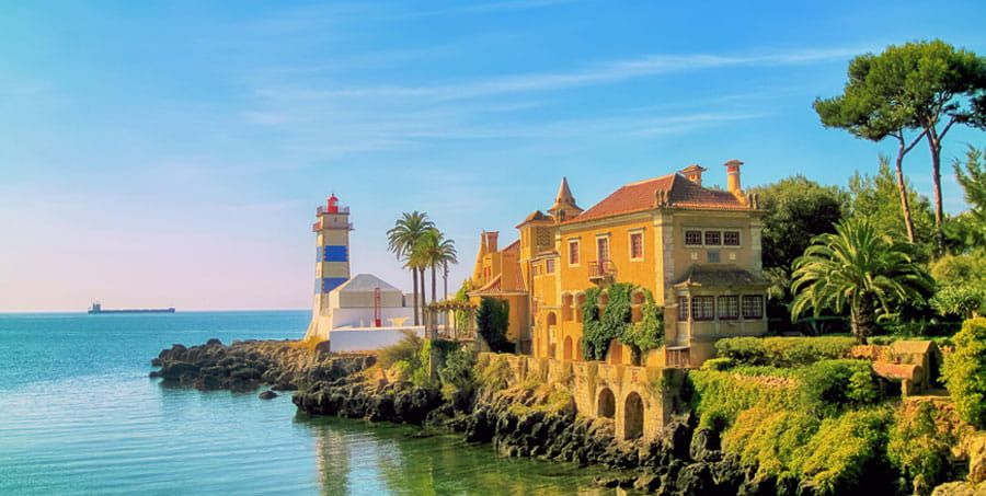 it-offers-an-escape-to-the-estoril-coast.jpg