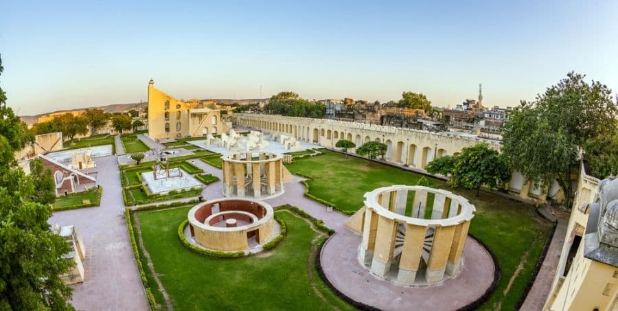 see-jantar-mantar-india-tour.jpg