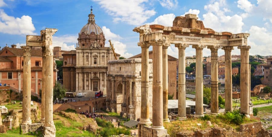 explore-roman-forum-rome-holiday.jpg