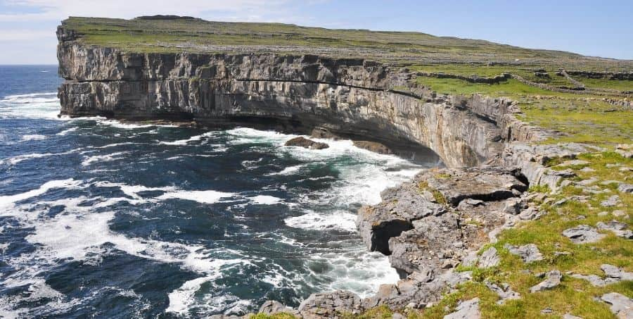 visit-aran-islands-and-discover-dun-aengus.jpg