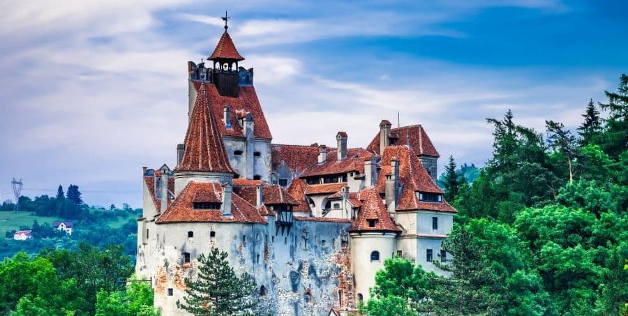 visit-bran-castle.jpg