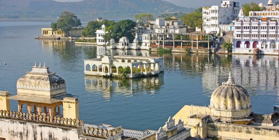 visit-udaipur-india-holidays.jpg