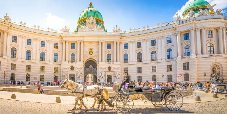 see-hofburg-vienna-city-break.jpg