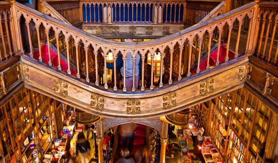 porto-lello_bookshop.jpg