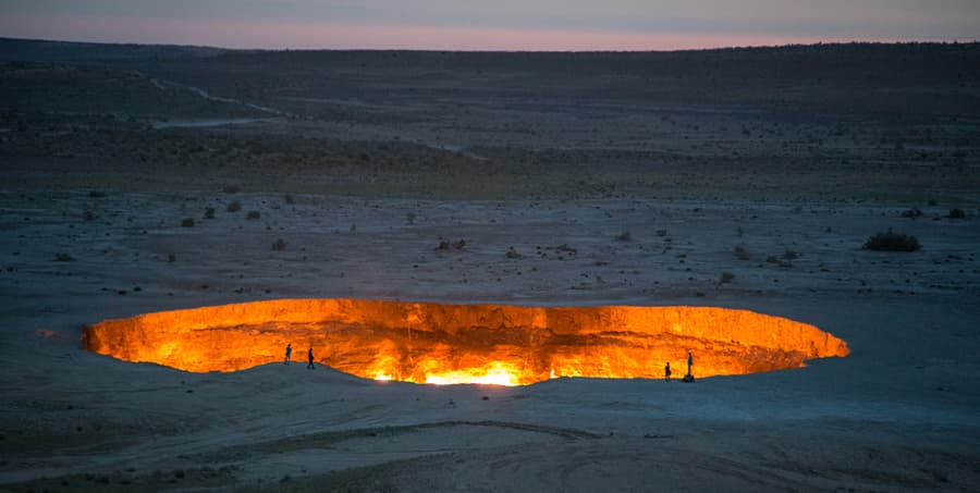 13-the-door-to-hell-derweze-turkmenistan.jpg