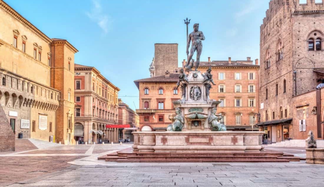 See Neptune's Fountain on a guided tour of Bologna