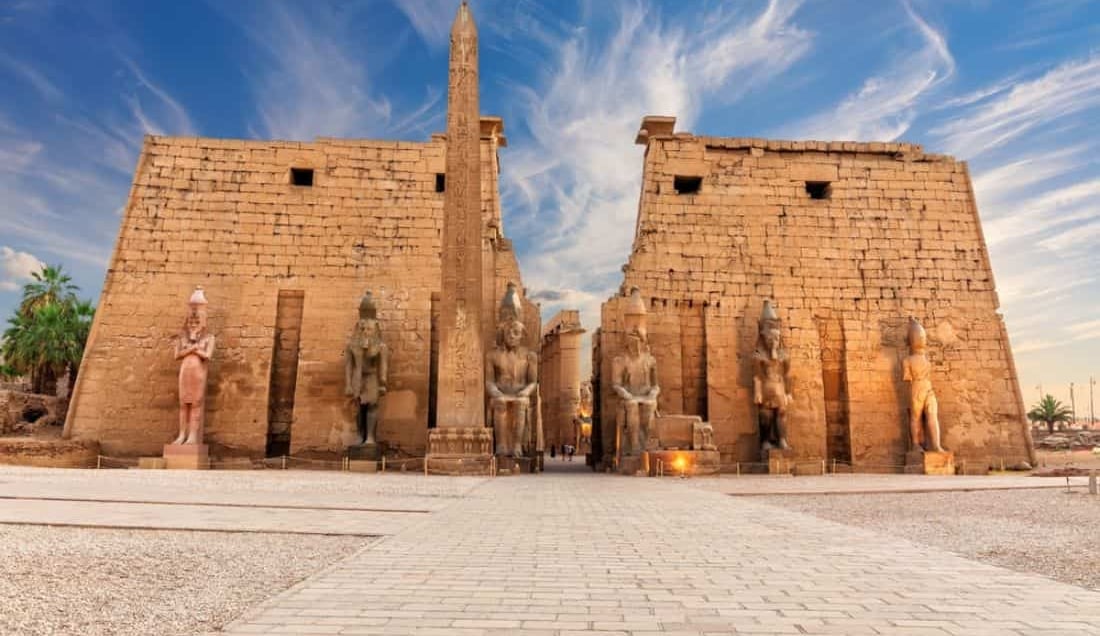 Visit Luxor Temple