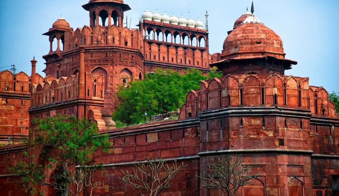 Explore The Red Fort in Agra