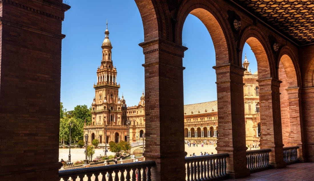 The iconic vista of Plaza de España, Seville