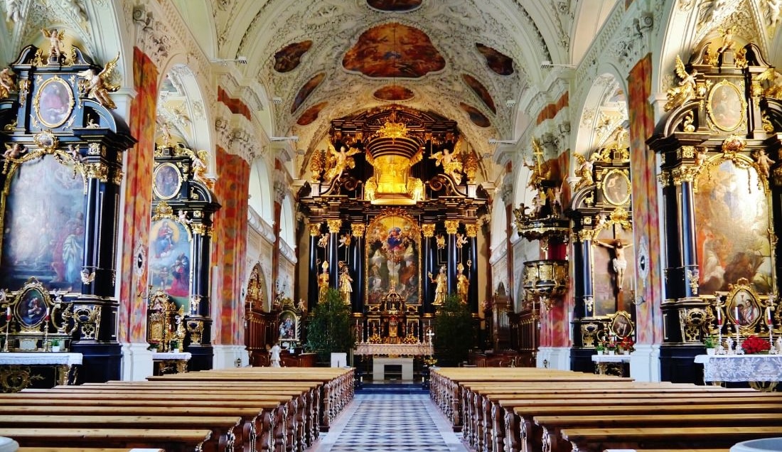 Visit Wilten Abbey Basilica