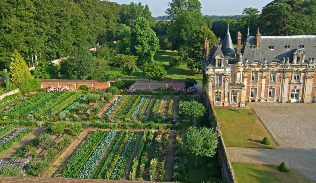 Visit Château de Miromesnil