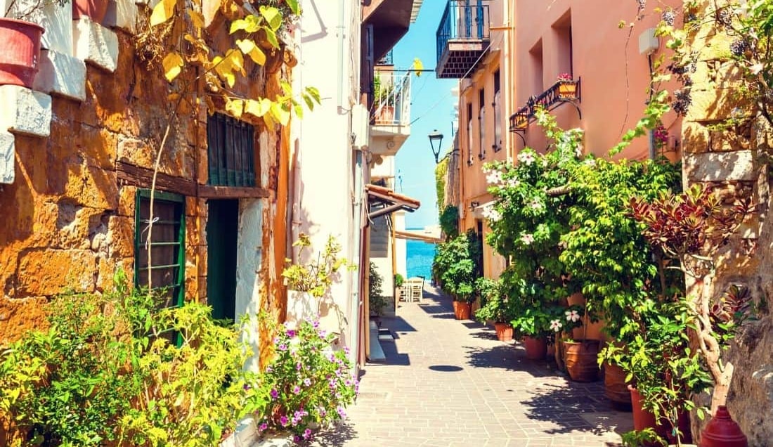 Discover the hidden gems of Crete