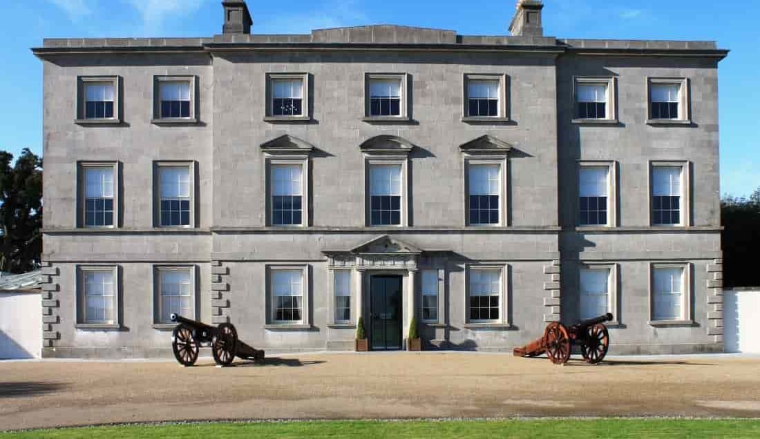 Learn more about Irish history at the Battle of the Boyne Centre.