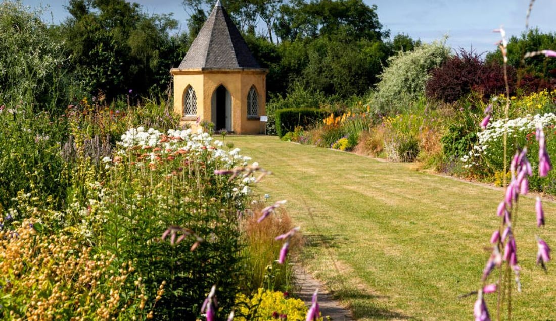 Visit Ballymaloe Cookery School