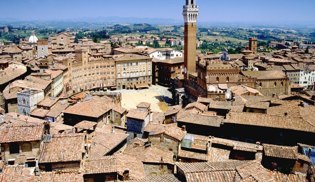 Travel to Sienna 