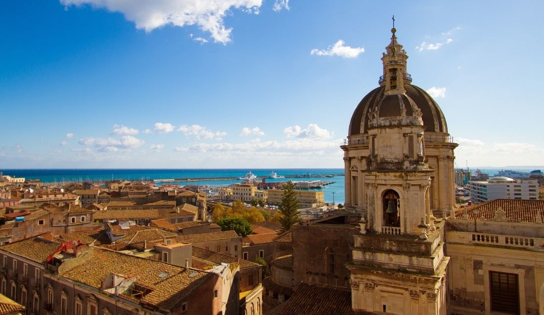 Discover Catania at your own leisure