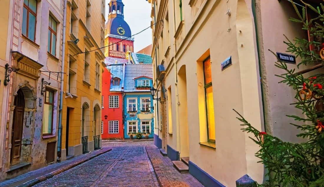 Discover Riga at your own page