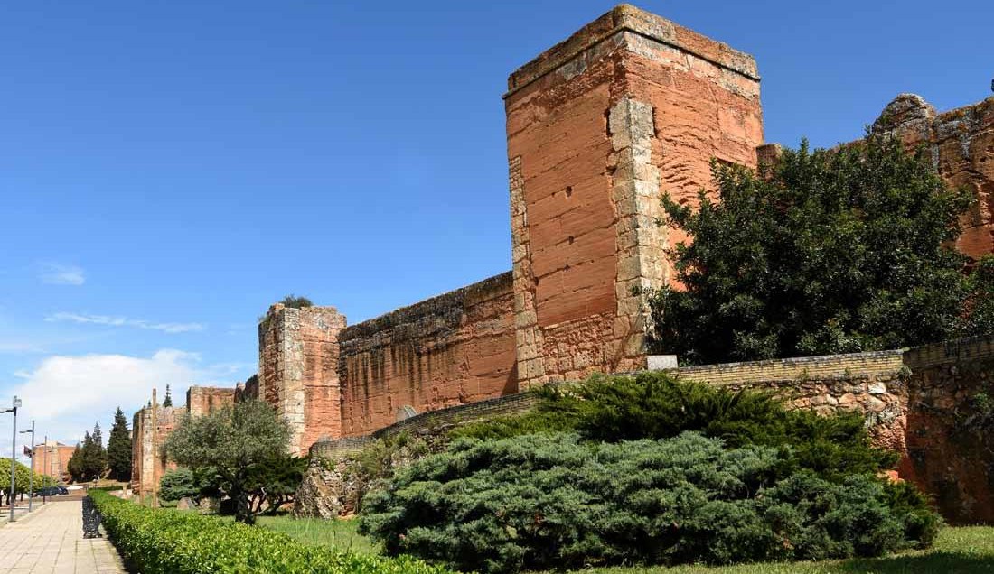 Travel back in time to the town of Niebla