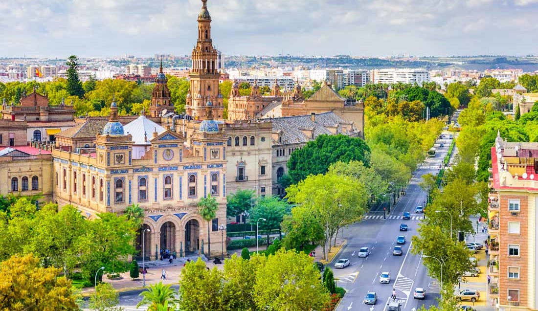 Enjoy a city tour of Seville