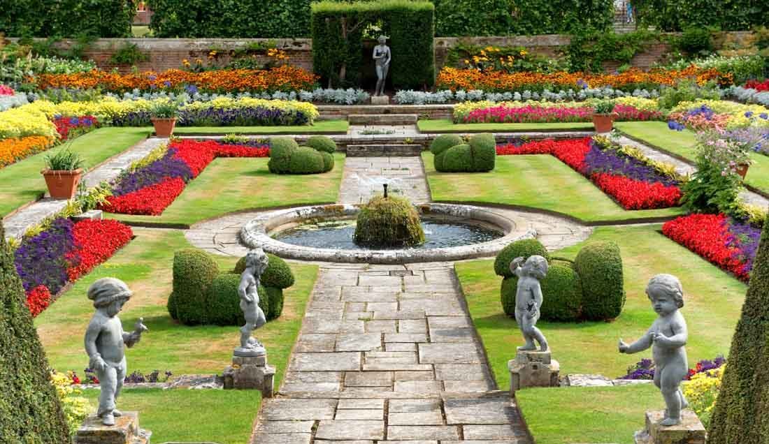 Garden Break in Hampton Court