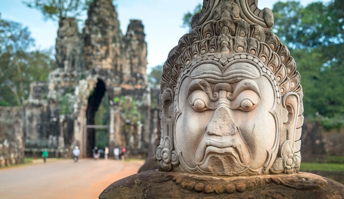 Visit Angkor Thom