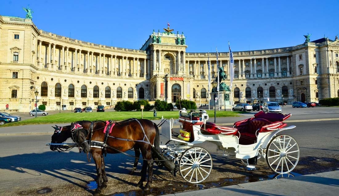 Experience the nost beautiful buildings in Vienna