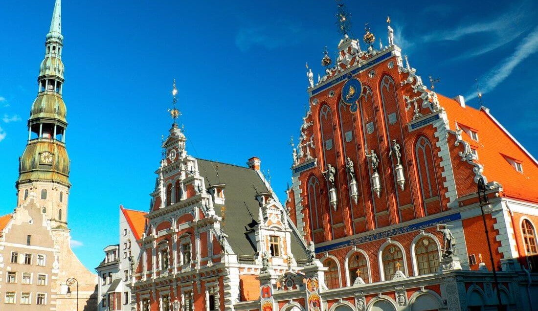 Visit House of The Blackheads and St Peter Church in Riga