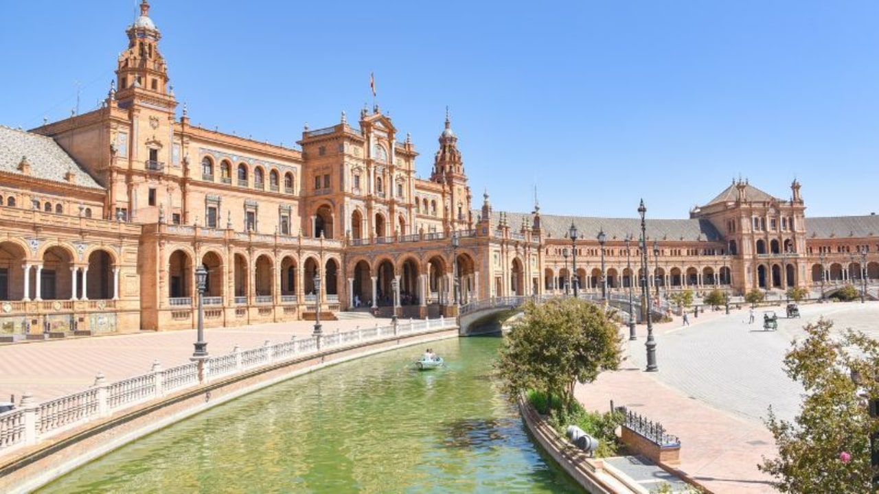 Holidays in Spain 2025/2026 