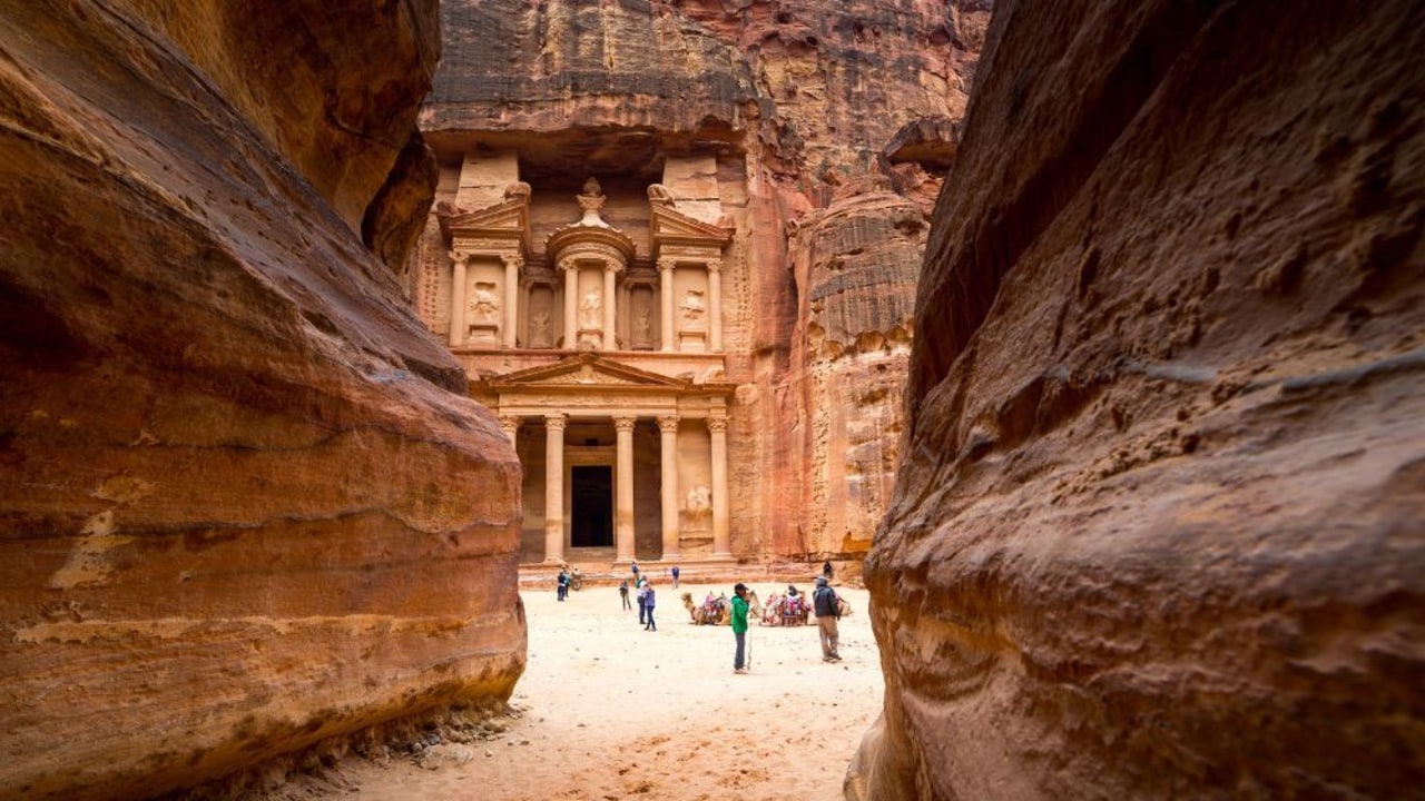 Best time to go to Jordan