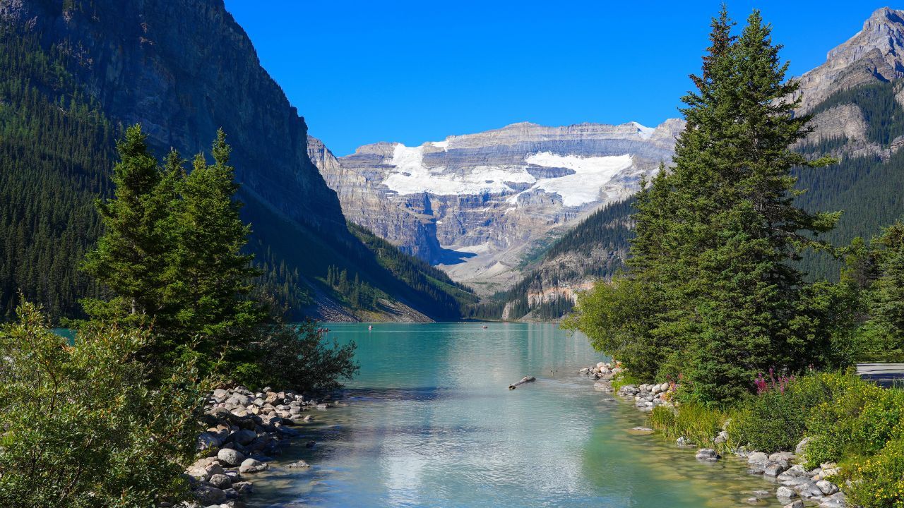 Lake Louise in Banff National Park, Alberta, Canada 