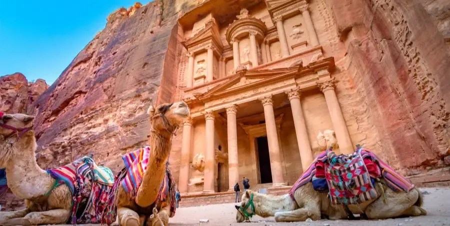 Worldwide Wonders - Petra.webp