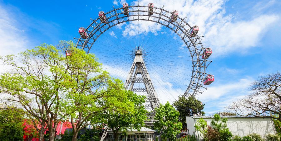 Experience Ferris Wheel in Vienna.jpg