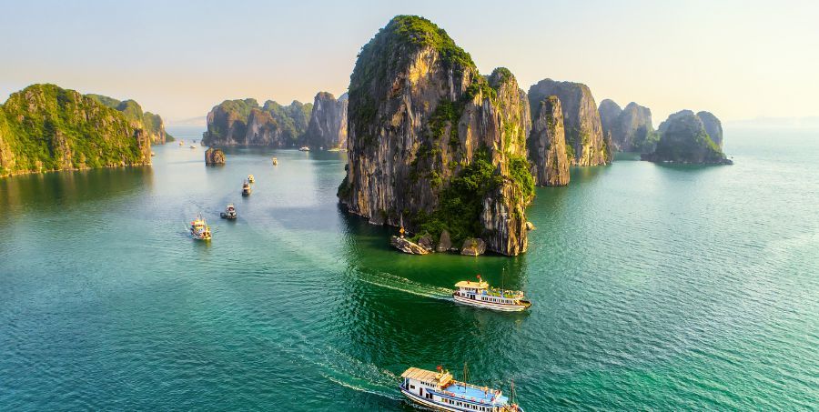 Visit Ha Long Bay - Vietnam.jpg