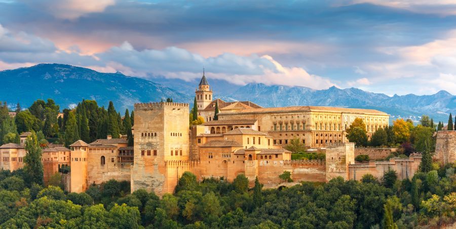 Visit Alhambra -Spain.jpg