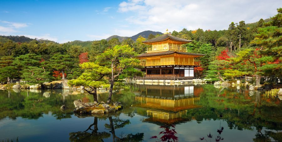 Visit Golden Pavilion Kyoto.jpg