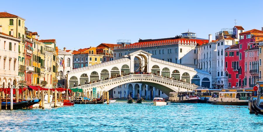 Venice-Day-trips-from-Lake-Garda.jpg