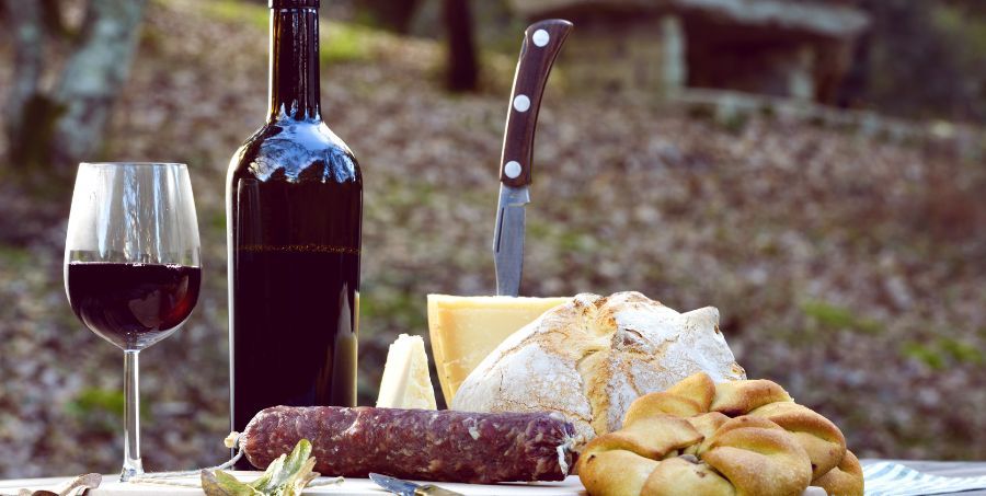 cheese-sausage- bread-and wine-sardinia-food.jpg