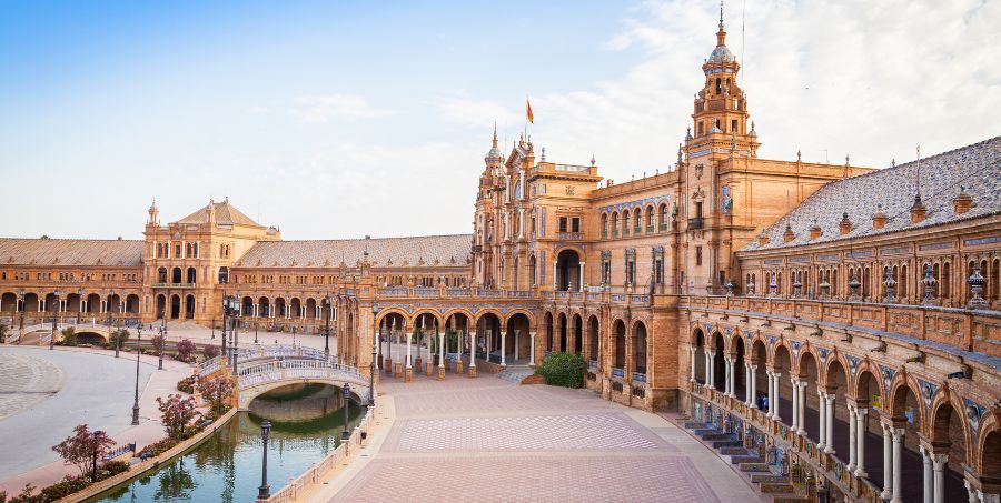 Plaza_de_ Espana_Spain.jpg