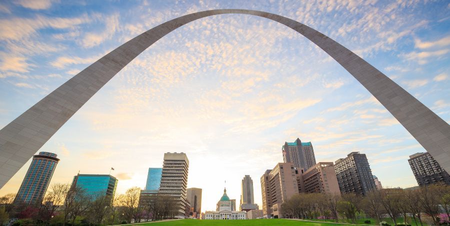 City of St. Louis skyline.jpg