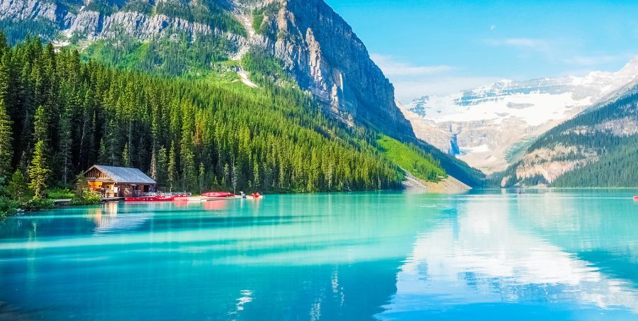 Lake Louise in Banff National Park.jpg
