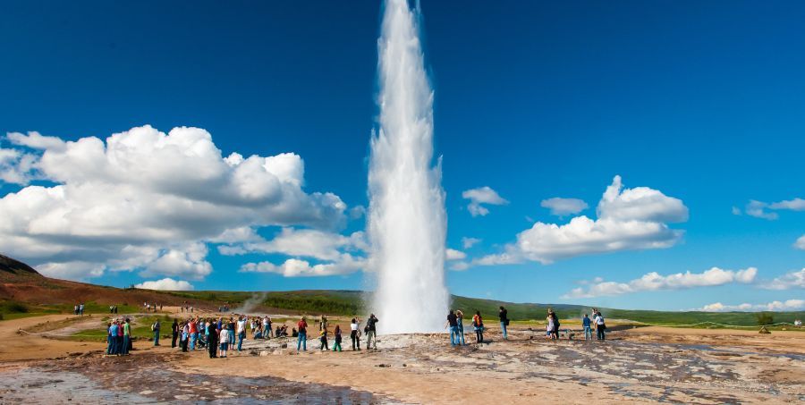 strokkur-geyser-geysir-iceland.jpg
